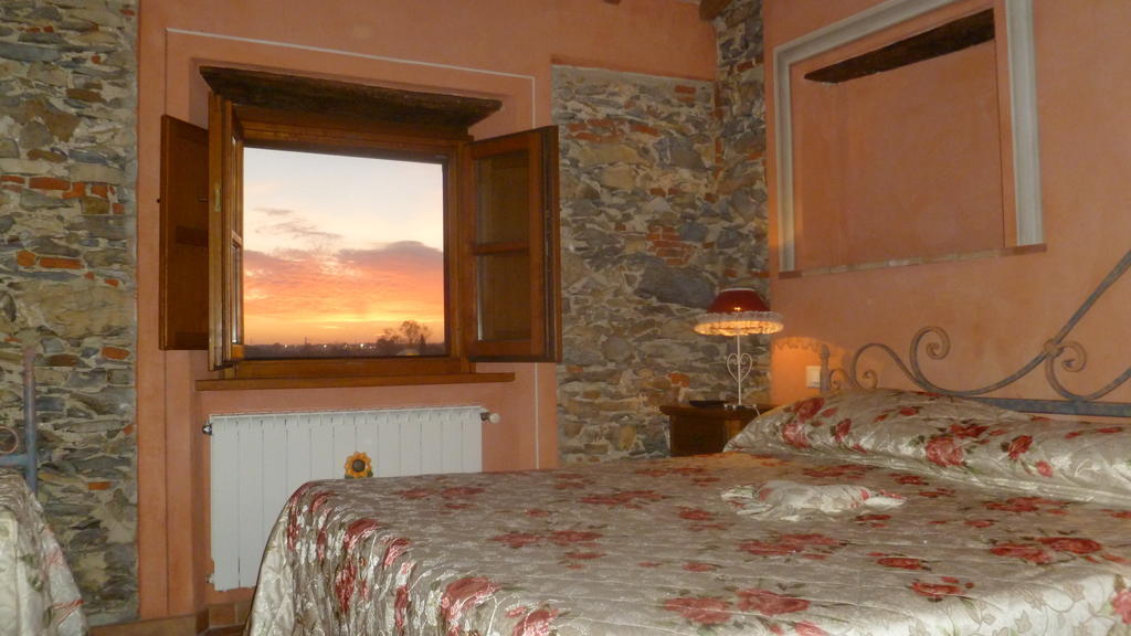 Le Ginestre B & B Massarosa Szoba fotó