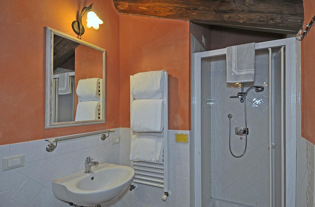 Le Ginestre B & B Massarosa Szoba fotó