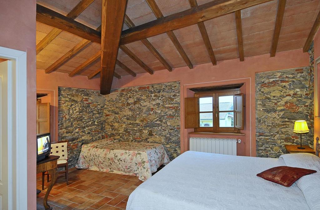 Le Ginestre B & B Massarosa Szoba fotó